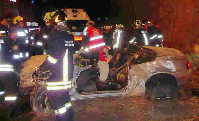 Grave incidente sulla statale a Montjovet. E’ intervenuta squadra taglio dei Vigili del Fuoco