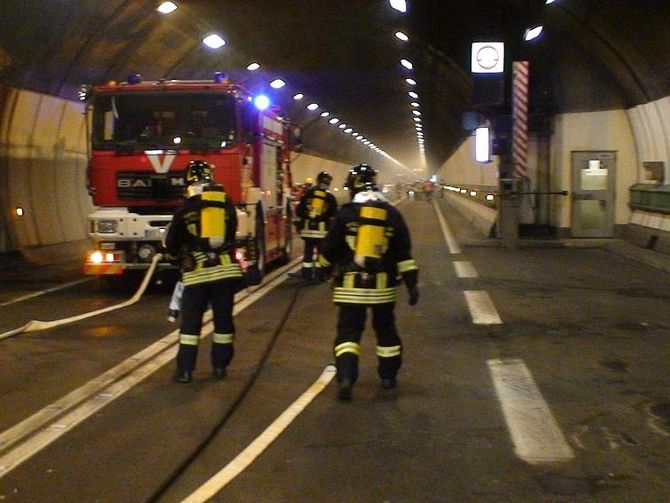 Esercitazione riuscita al Tunnel del Monte Bianco