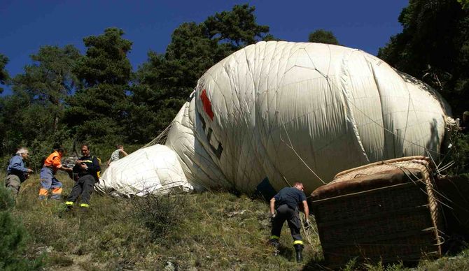 Una molgolfiera precipita a Saint-Nicolas: due svizzeri illesi