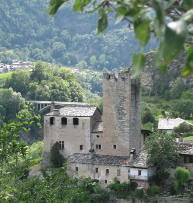 Il Castello di Avise dopo i restauri riapre al pubblico