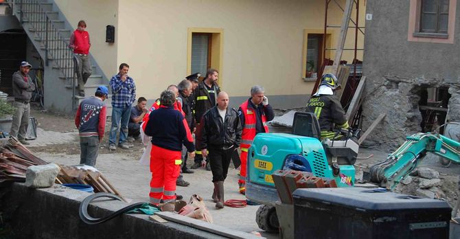 E’ ancora morte nei cantieri di lavoro. E anche questa volta tocca a un operaio straniero