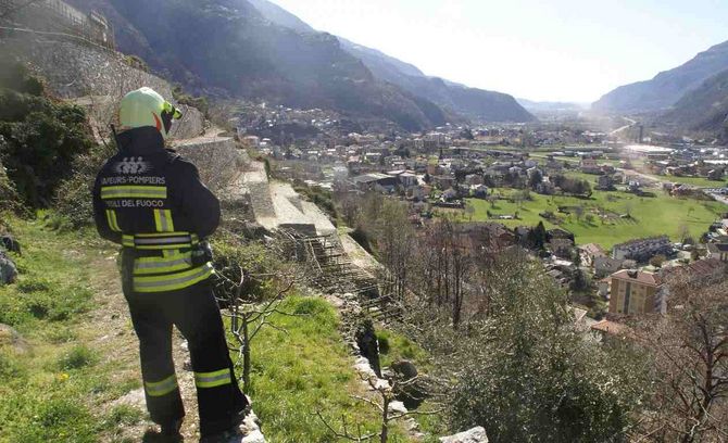 Drammatico incidente sul lavoro vicino a Donnas. E’ il secondo nel giro di pochi giorni