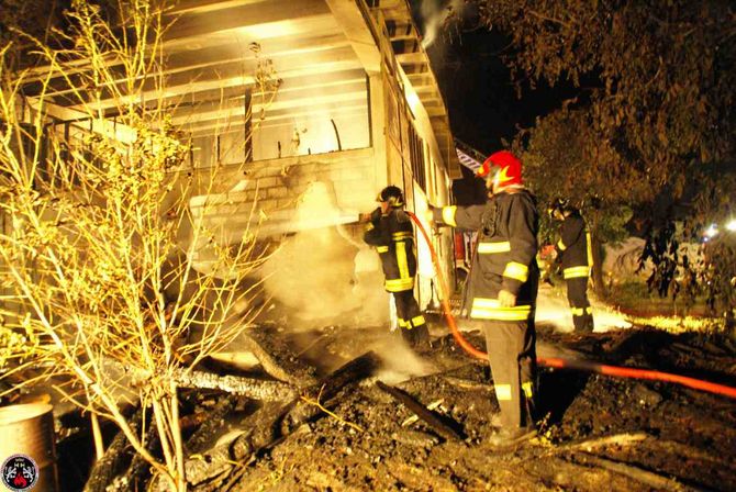 In fiamme una falegnameria nella zona industriale di Saint-Marcel