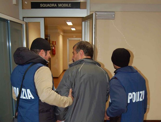 Arrestato uomo a Saint-Pierre accusato di associazione per delinquere di tipo mafioso