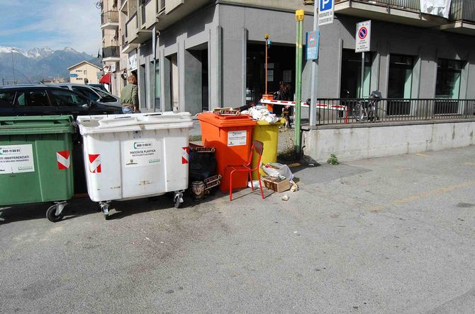 Raccolta differenziata, “pagheremo moltissimo i pochi rifiuti che porteremo”