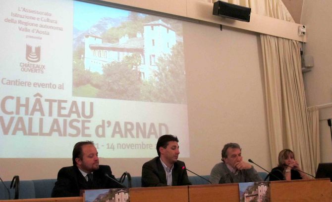Il Ch teau Vallaise D Arnad Apre Al Pubblico Visite Guidate Su il-ch-teau-vallaise-d-arnad-apre-al-pubblico-visite-guidate-su