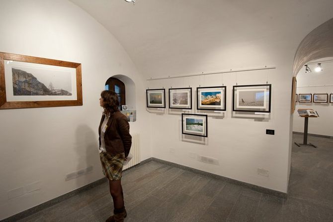 Al Forte di Bard inaugurata la “Little Wild Gallery”, la vetrina “selvaggia” di Unterthiner