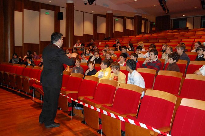 I ragazzi delle scuole medie di Morgex a lezione di legalità