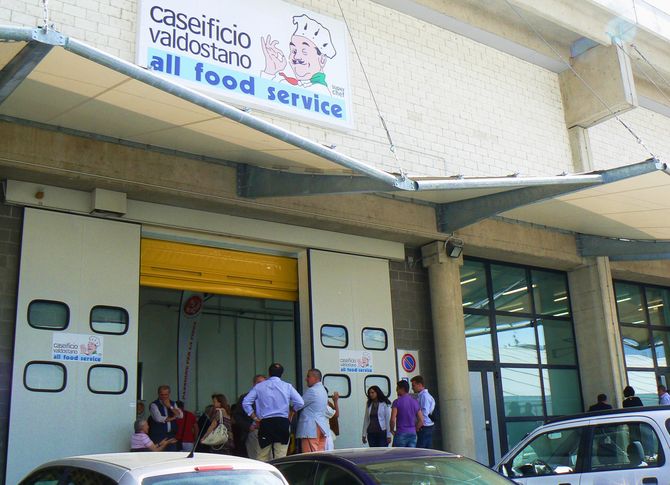 Il caseificio “All food Service” apre la sede all’autoporto