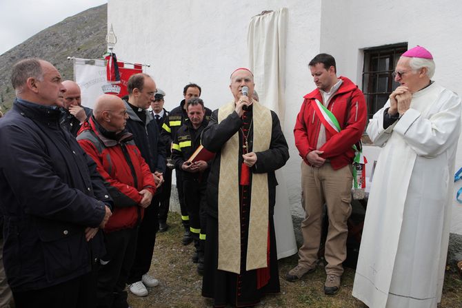 Il cardinale Tarcisio Bertone da oggi a Introd per due settimane di vacanze