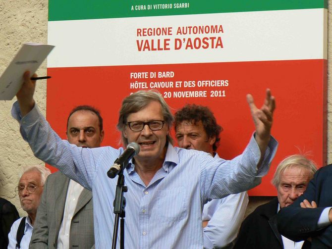 Sgarbi presenta i valdostani alla Biennale di Venezia