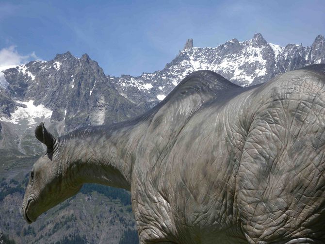 Dinosauri ai piedi del bianco, apre la mostra-evento