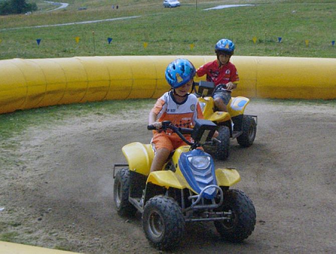 Il campione italiano di Bordercross inaugurerà il parco giochi di Torgnon