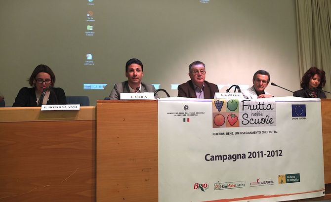 “Frutta nelle scuole”, il progetto tocca 19 plessi scolastici