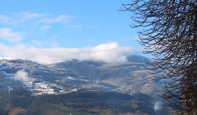 Spolverata di neve in diverse località della Valle