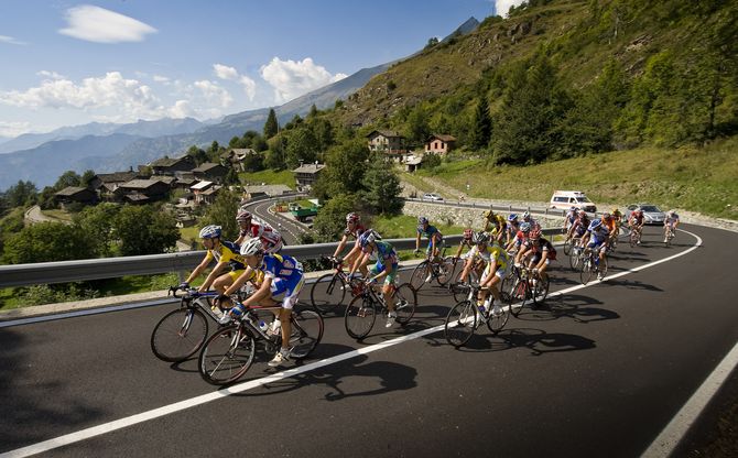 Giro d’Italia, oggi l’arrivo in salita di Cervinia