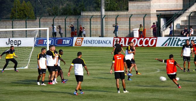 Polemica sui ritiri di calcio, sale la tensione fra Aurelio Marguerettaz e Alberto Zucchi