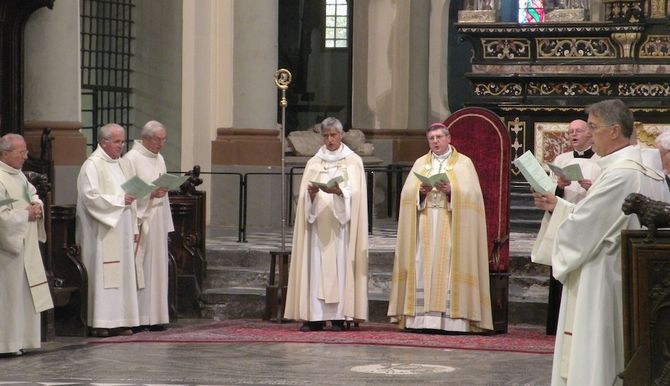 Dopo mille anni i canonici del Gran San Bernardo lasciano la Valle