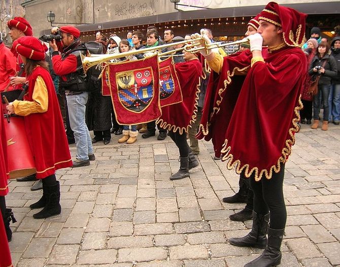 Niente decennale per i “Carnavals de Montagne”. Il Comune rinuncia alla manifestazione