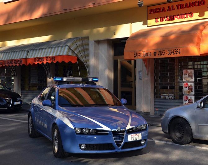 Pizzaiolo sventa una rapina ad Aosta