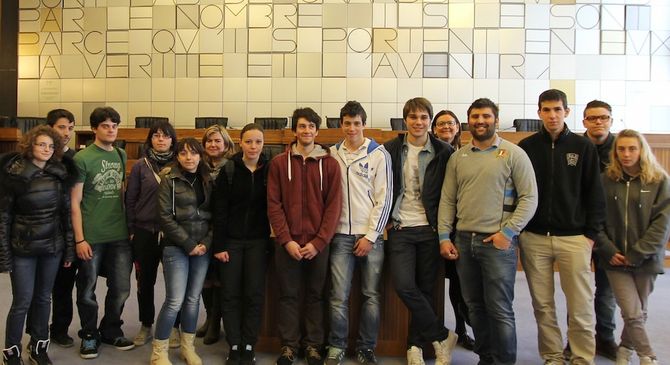 Due classi del Liceo tecnico in visita al Consiglio Valle