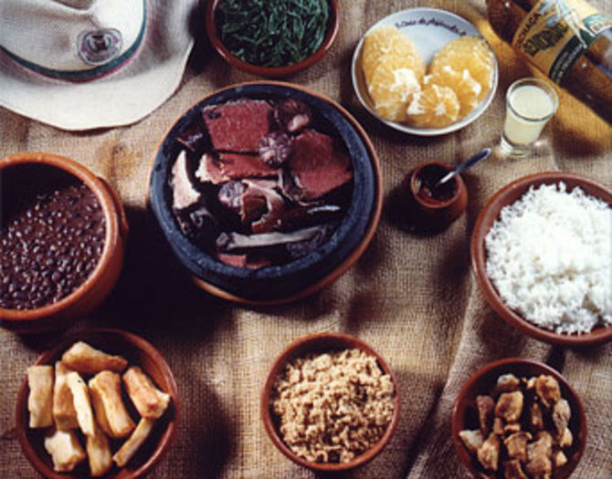 Cena brasiliana con feijoada per raccogliere fondi per Lindacarù