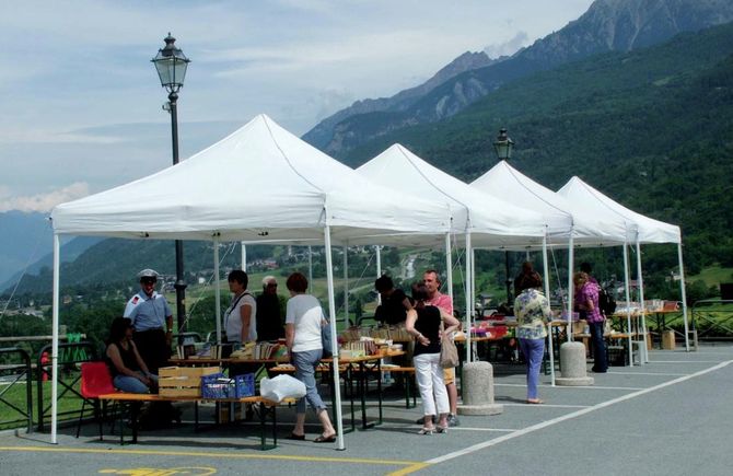 A Brissogne domenica torna il mercatino di beneficenza dei libri usati