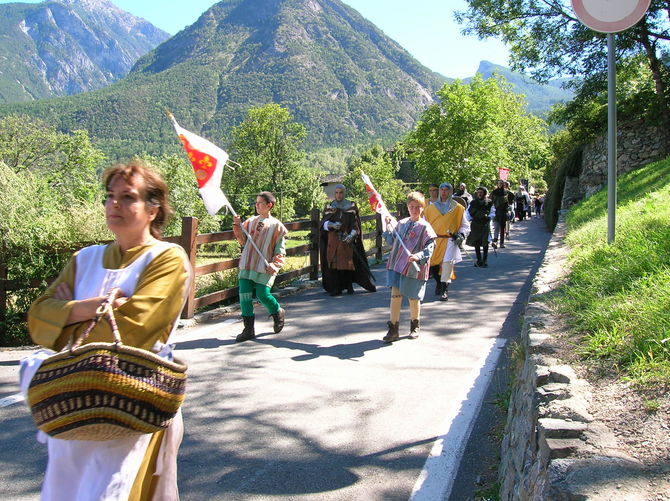 Fénis, tuffo nel medioevo con il Torneo  “Le Cors dou Heralt”