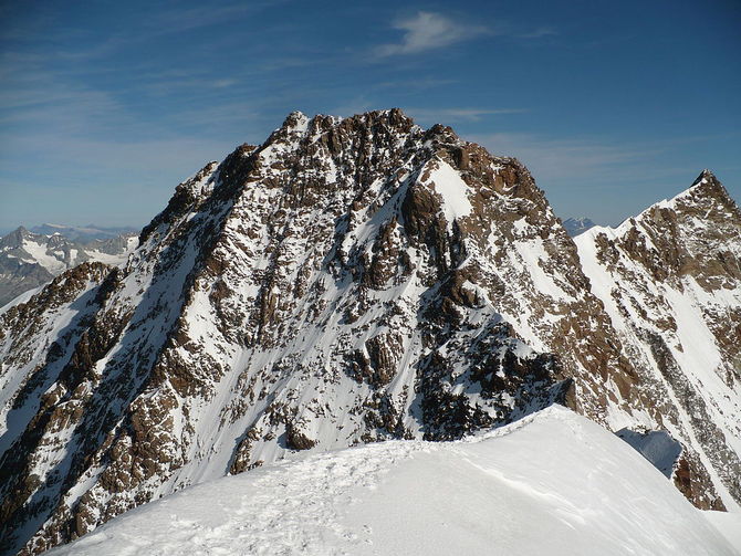 Incidente in montagna, un alpinista italiano è morto sul Monte Rosa