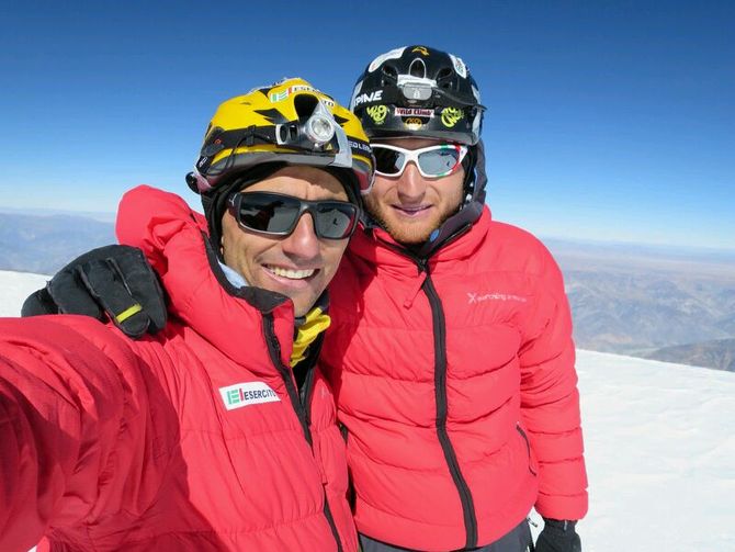 Alpinismo: le guide del centro addestramento alpino aprono una nuova via sull’Illimani