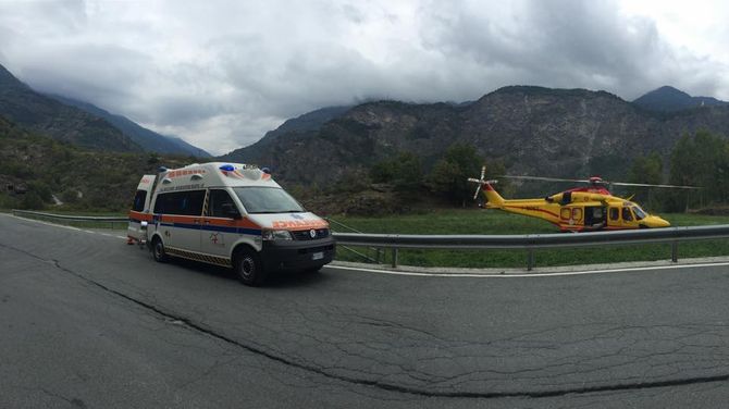 Incidente sul lavoro ad Arvier: operaio cade da una gru