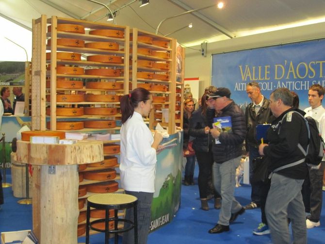 Fiera del tartufo di Alba: in 20mila hanno visitato lo stand della Valle d’Aosta