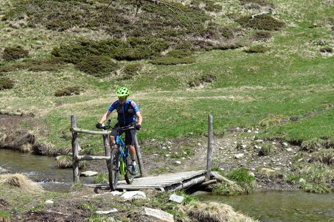 Sulle strade del Re: Trekking in MTB tra i Parchi della Valle d’Aosta