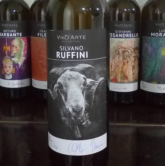 “Vin d’Arte”, a Ragusa un’etichetta dell’artista valdostano Silvano Ruffini