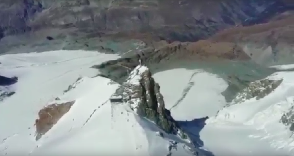 Il recupero dell’alpinista svizzero sul ghiacciaio di Verra, sul Monte Rosa