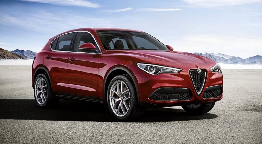 Alfa Romeo Stelvio, il primo SUV della storia del Biscione