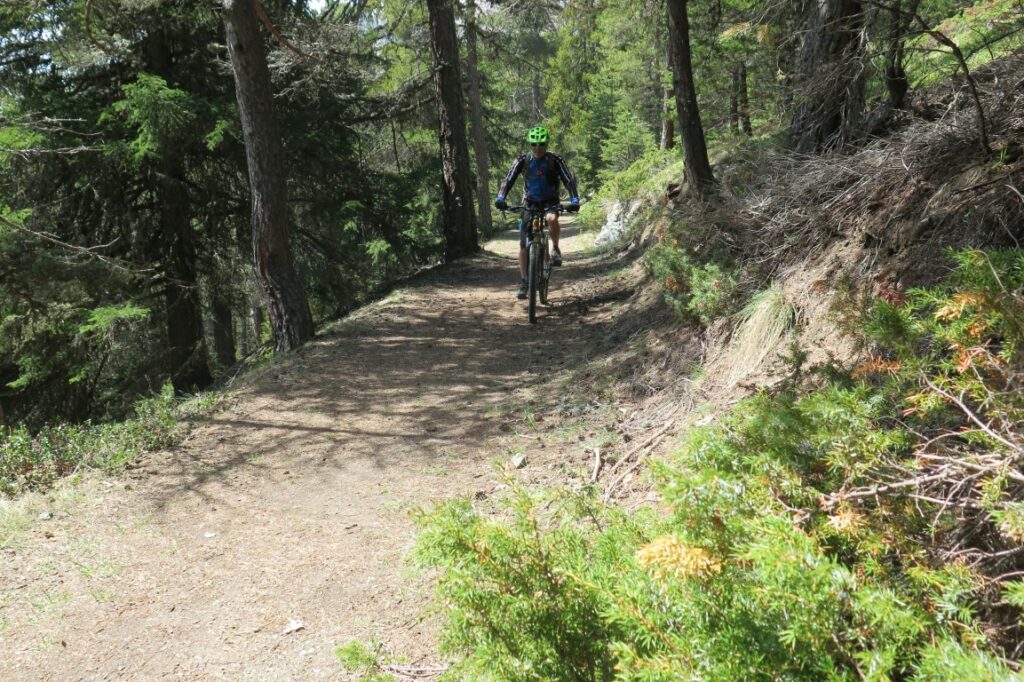 Una pedalata ‘unpaved road’ fra Verrayes e Torgnon