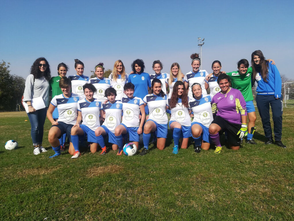 Calcio femminile: prima vittoria per le ragazze del Saint-Vincent-Châtillon, sonoro 7 a 2 al Racco