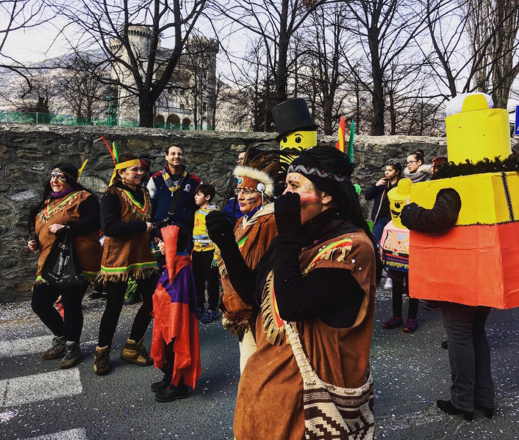 Sfilata di carnevale ad Aymavilles