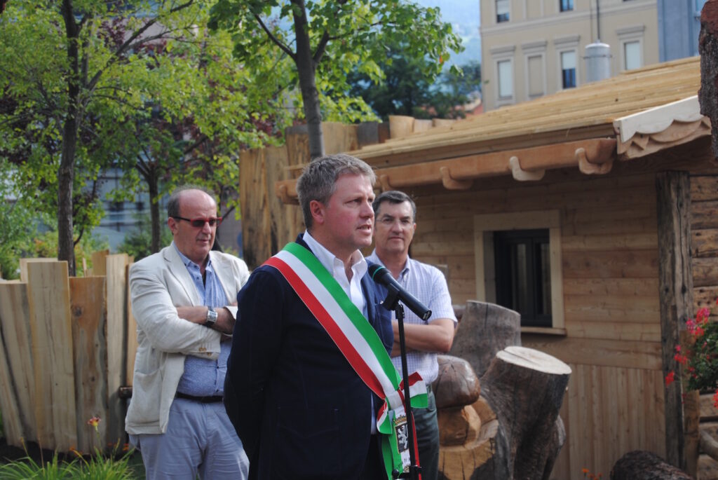 Inaugurato il Jardin Alpin, l’angolo di montagna ad Aosta