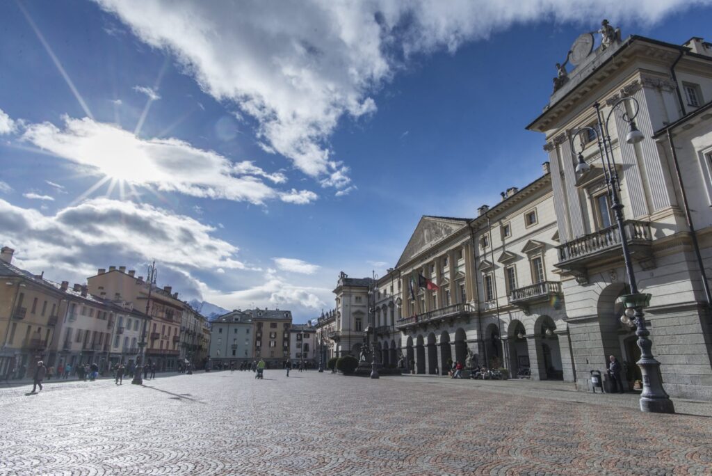 Parchi, lavori pubblici e Centri estivi, Aosta verso la Fase 2