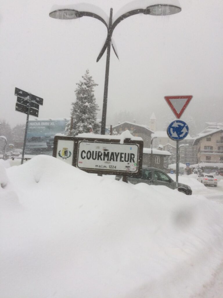 Courmayeur, chiusa anche la strada Larzey – Entrèves