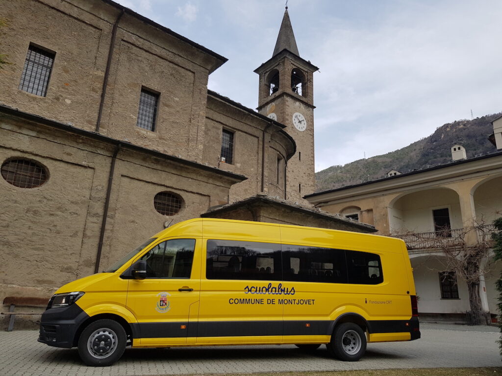 Un nuovo scuolabus a Montjovet