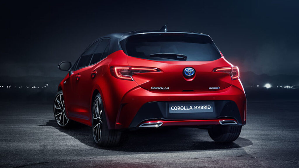 Tradizione e innovazione si fondono nella nuova Toyota Corolla