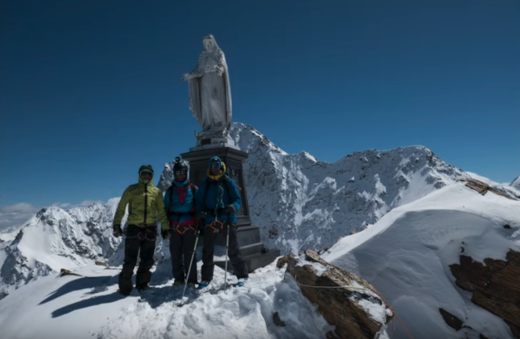 Con gli sci giù dalla Becca di Nona: lo straordinario video dell’impresa