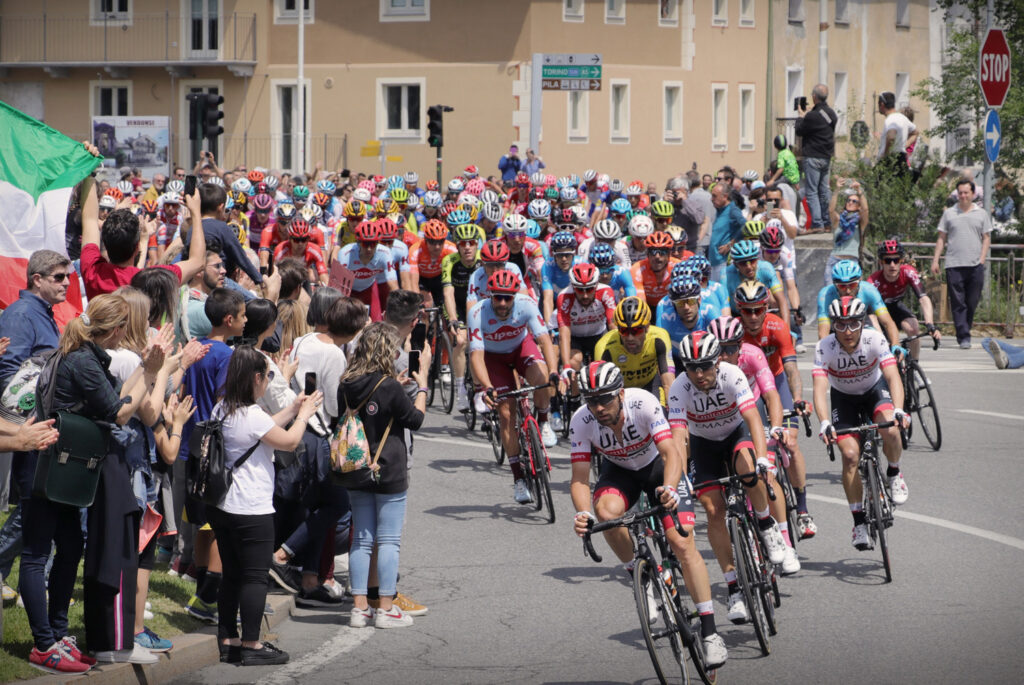 Il Giro d’Italia parte dall’Abruzzo, venerdì 19 maggio il passaggio in Valle d’Aosta