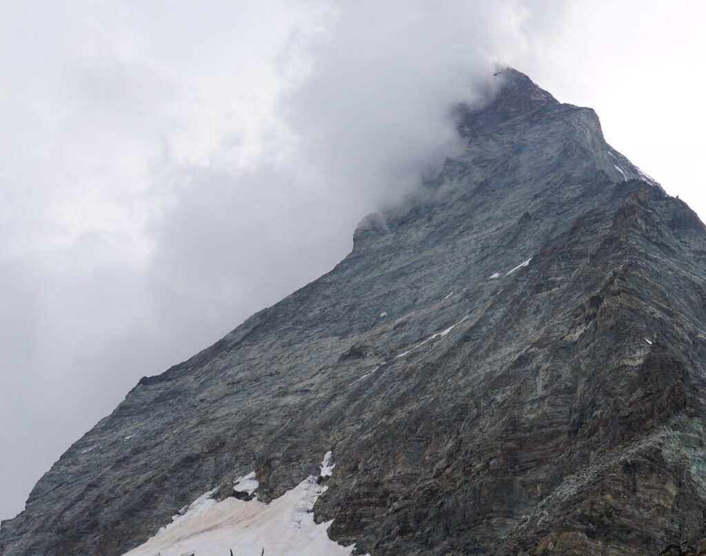 Cervino, due alpinisti muoiono sul versante Svizzero