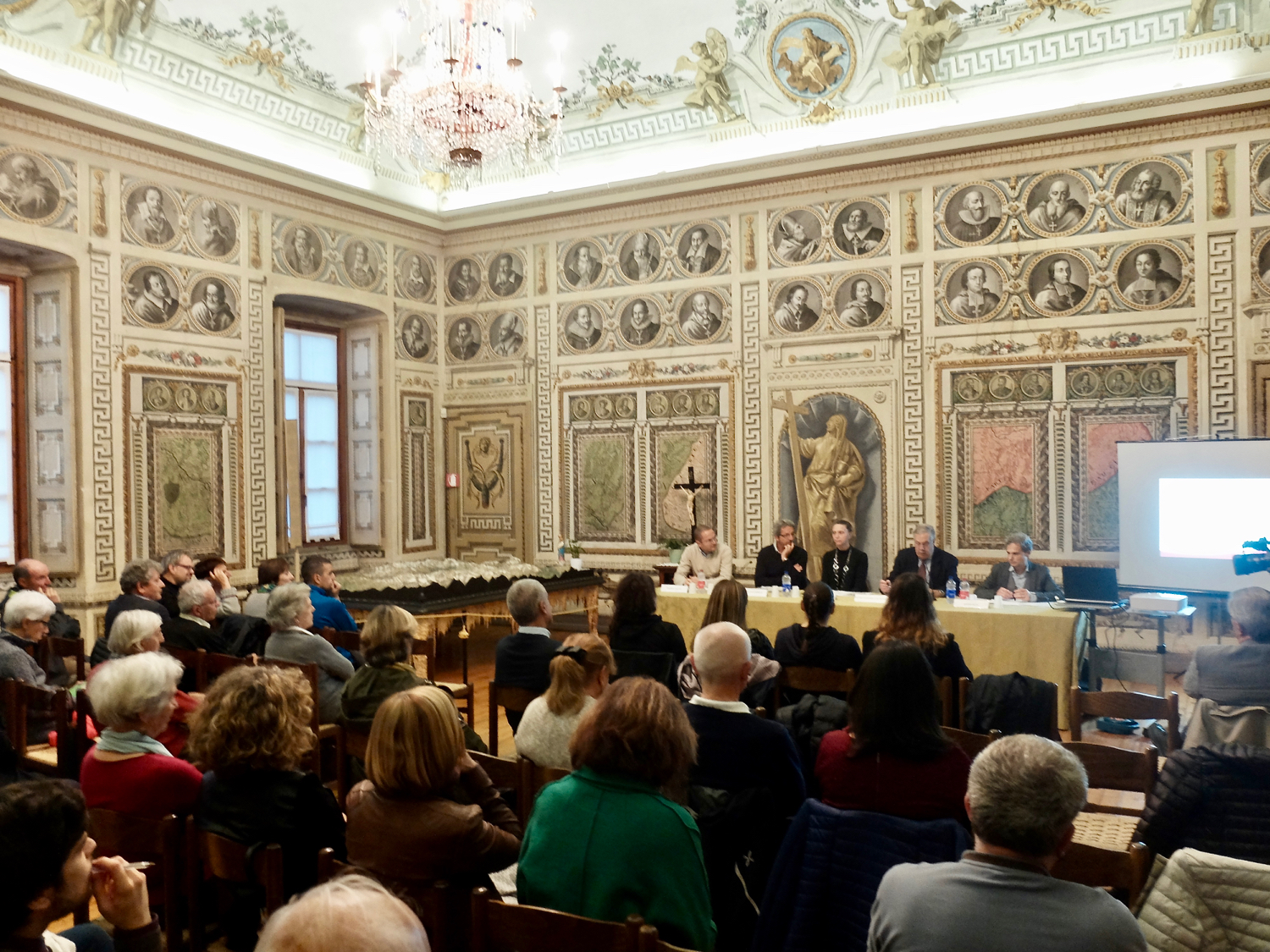 Convegno povertà Fondazione comunitaria