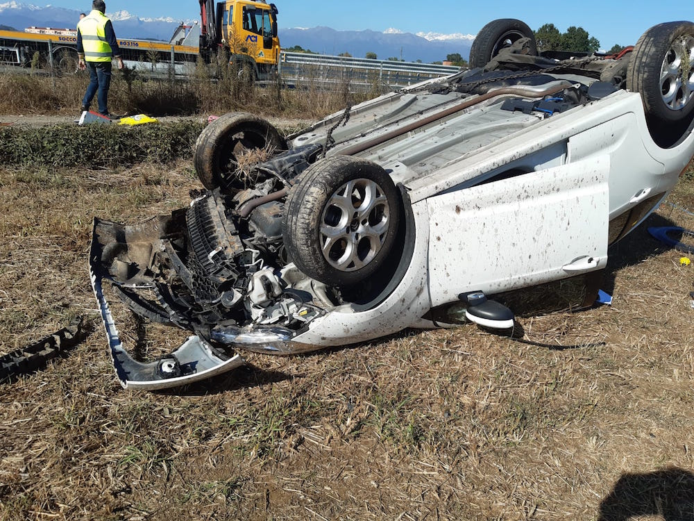 Incidente sull’autostrada A5, ferite un’aostana e la figlia di 5 anni