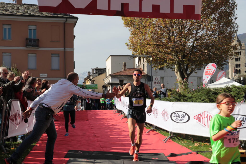 René Cunéaz demolisce il suo record personale alla Maratona di Siviglia